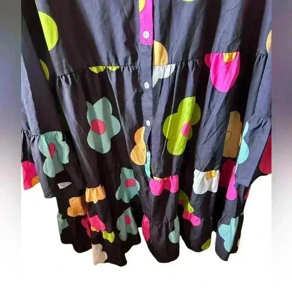 3X black long sleeve bold retro floral babydoll tiered dress. NWOT. Button down - Picture 5 of 10